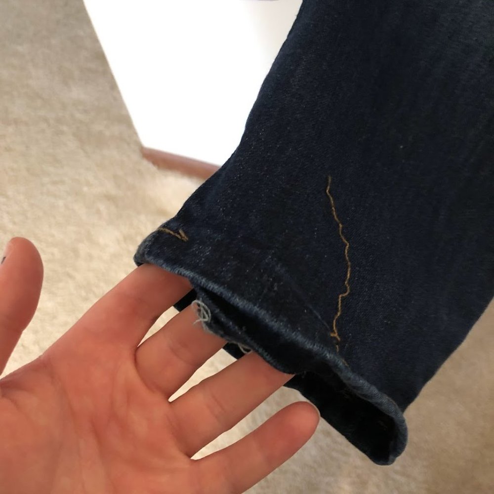 Express Cropped Mid Rise Jeans - Picture 4 of 7